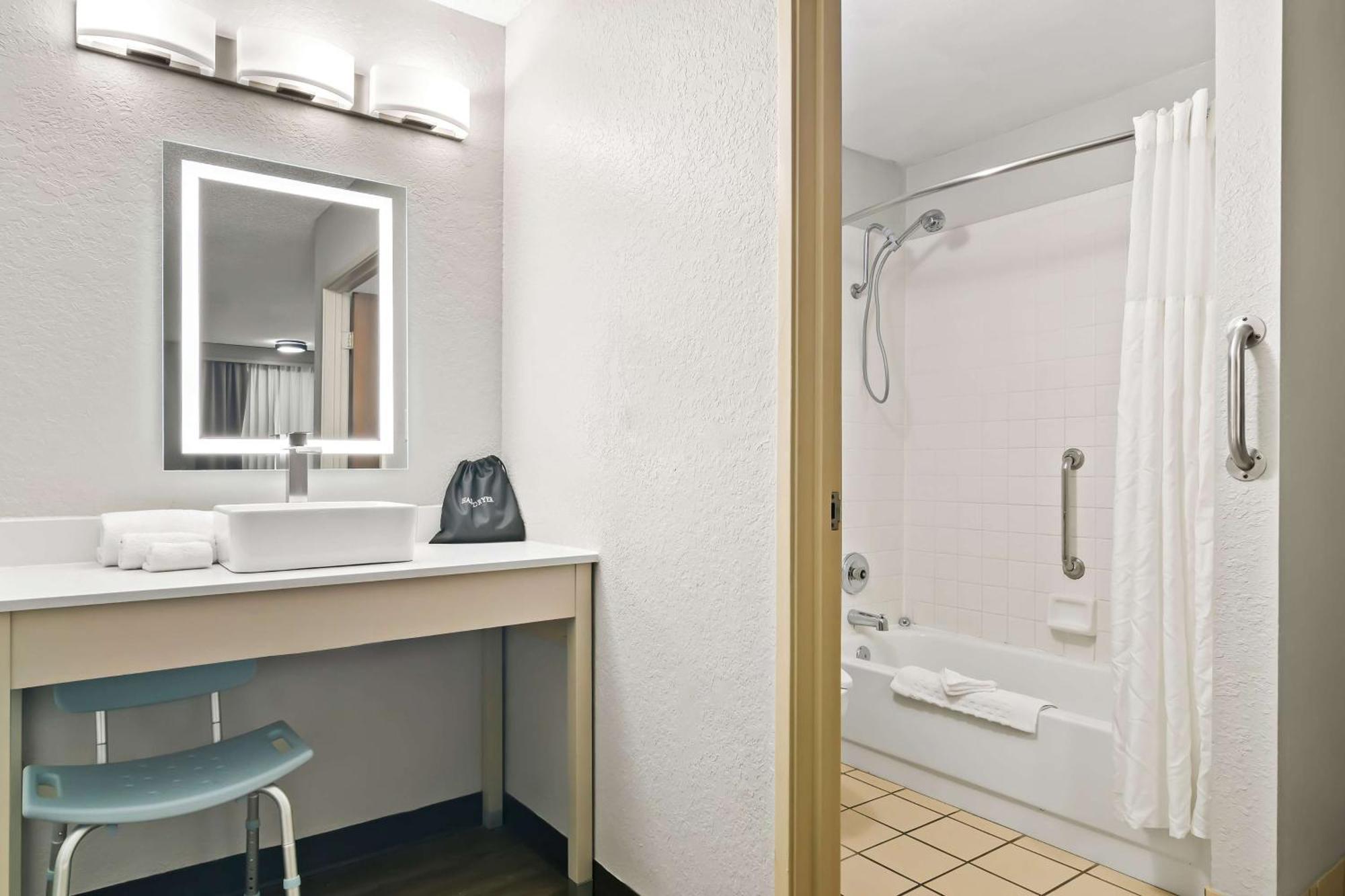 Best Western The Oasis At Joplin Exterior foto